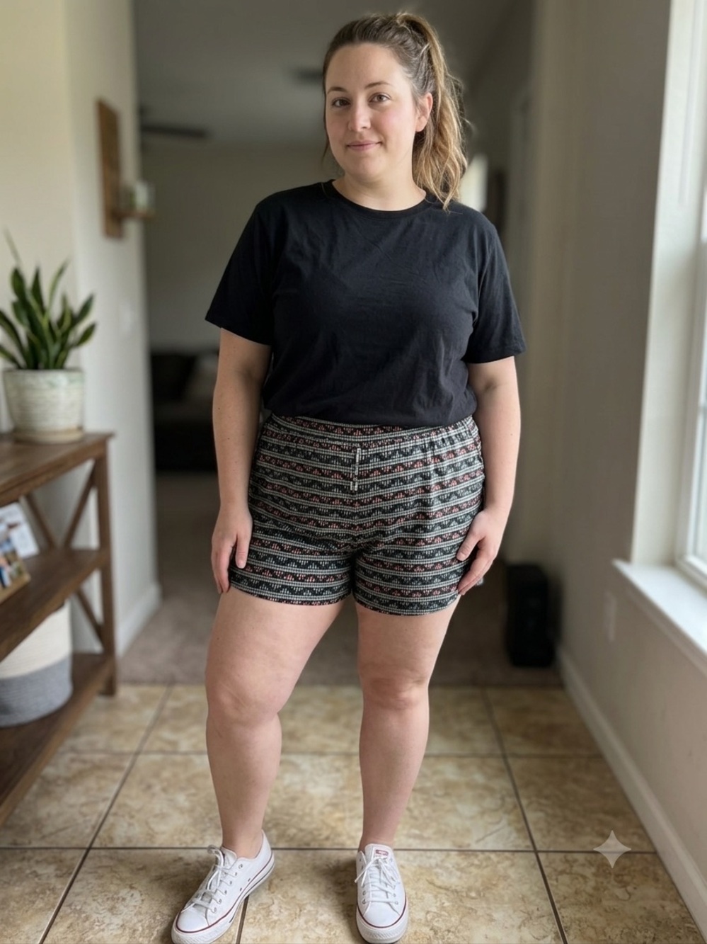 Old Navy Black Patterned Pull-On Bermuda Shorts